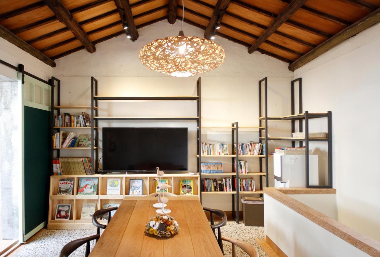 台南 My Way House 好巷一弄民宿 Bed & Breakfast エクステリア 写真